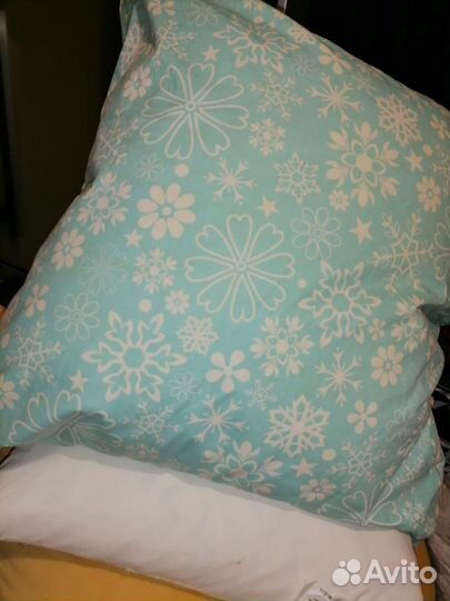 Подушки, одеяла, Плед за 1позиций