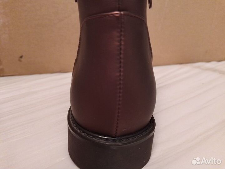 Ботинки девичьи демисезон размеры 35,38
