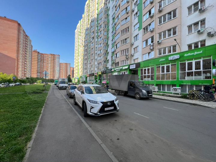 Торговое помещение на Панораме, 127.9 м²