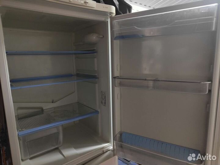 Холодильник indesit no frost c236nfg