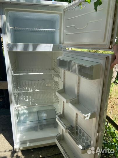 Холодильник бу atlant