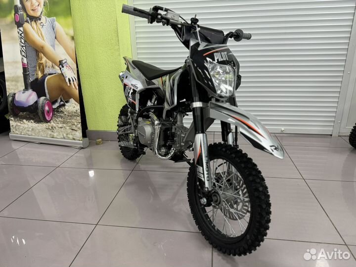 Мотоцикл Regulmoto Pilot EA 125 12/10