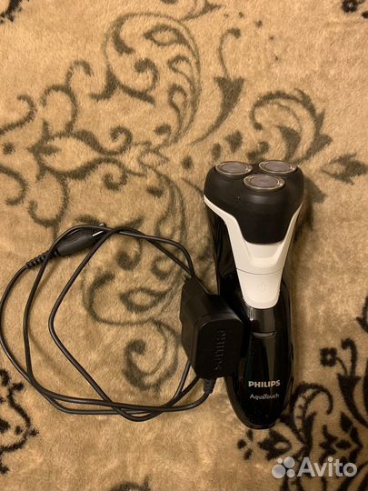 Бритва электрическая philips AT610/14