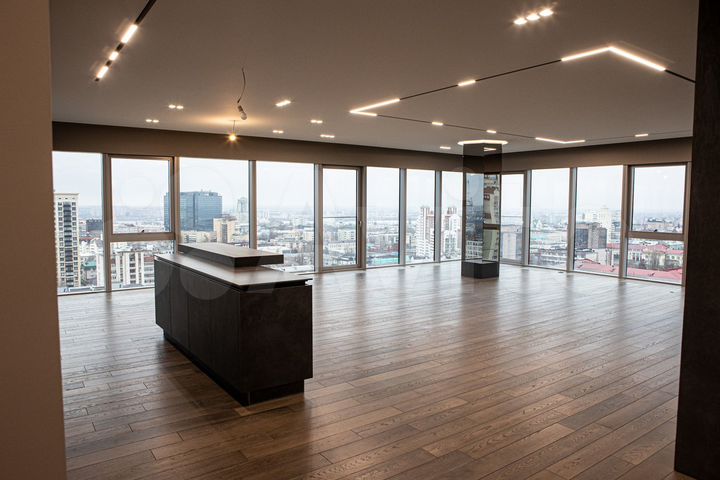 4-к. апартаменты, 255,8 м², 14/18 эт.