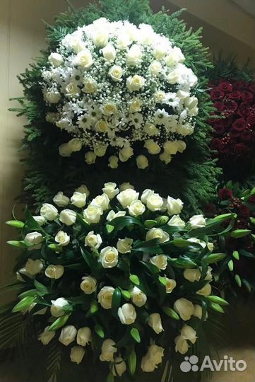 Ритуальные венки Венки из живых цветов