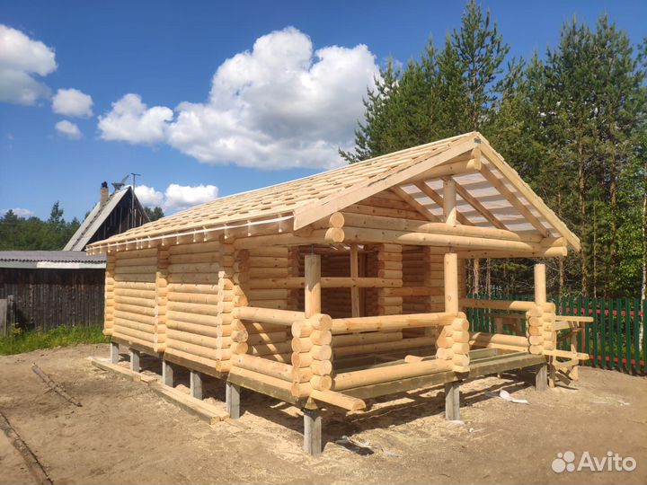 Сруб дома 6*8 из оцилиндрованного бревна