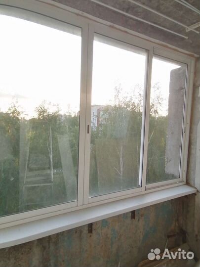 Алюминиевые окна на балкон б/у