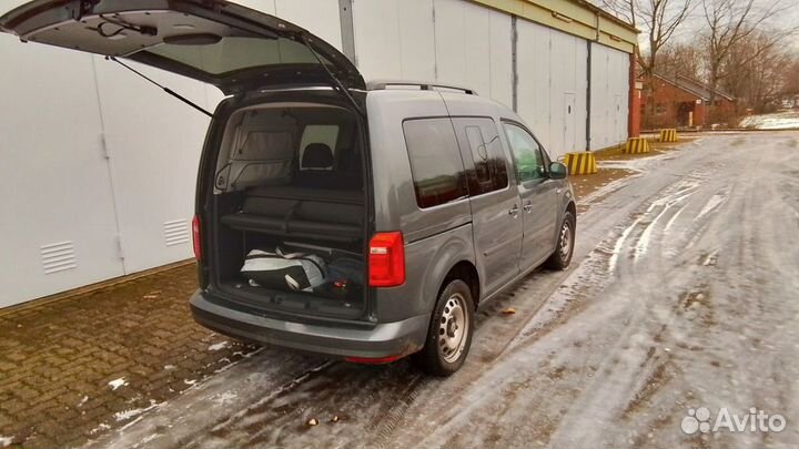 Запчасти б/у Volkswagen Caddy