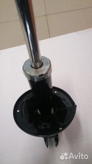 Амортизатор getz 1.6Л передний правый (546601c300)