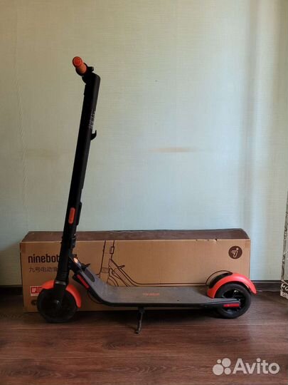 Электросамокат Ninebot, права не нужны
