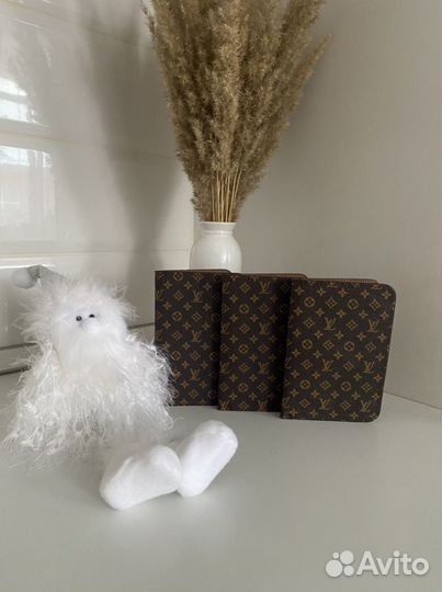 Обложка для паспорта louis vuitton