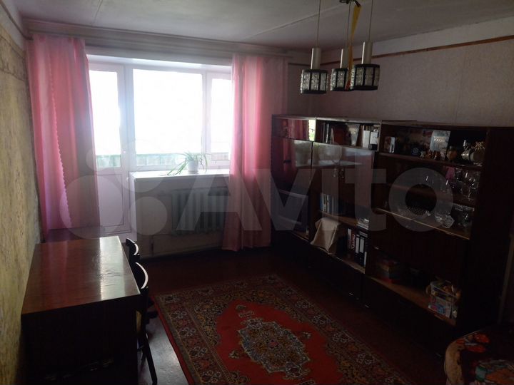 2-к. квартира, 49 м², 1/2 эт.