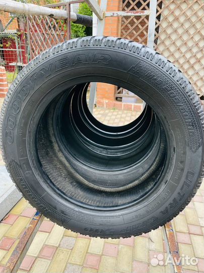 Goodyear UltraGrip 500 205/60 R16