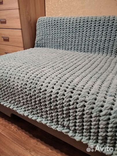 Плюшевый плед ручной работы