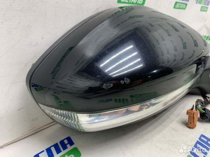 Зеркало двери переднее правое Peugeot 208 хетчбек