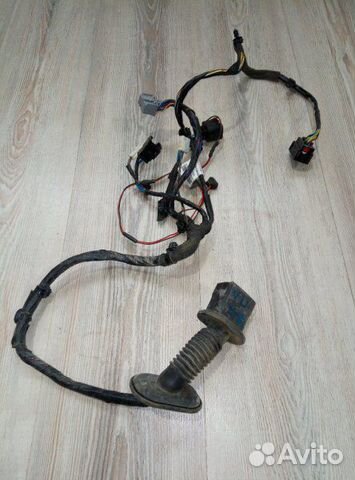 Проводка двери коса Geely emgrand X7 Лев