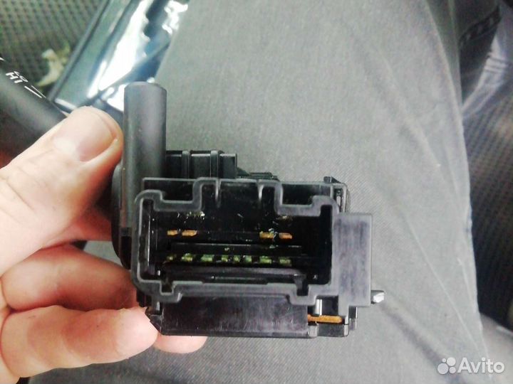 Подрулевой переключатель дворников