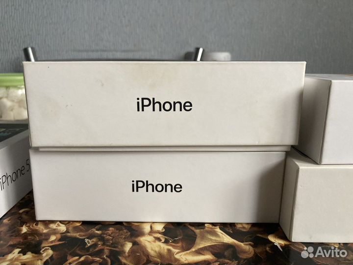 Корбки от iPhone