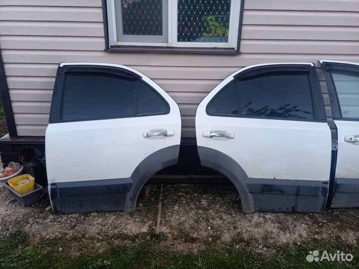 Дверь kia sorento 1BL