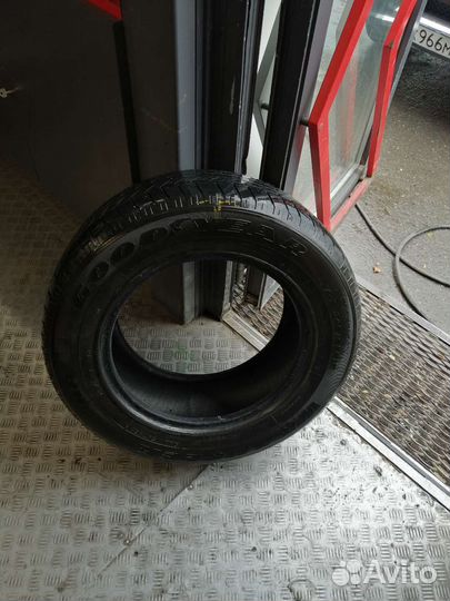 Goodyear Wrangler HP All Weather 245/65 R17 107