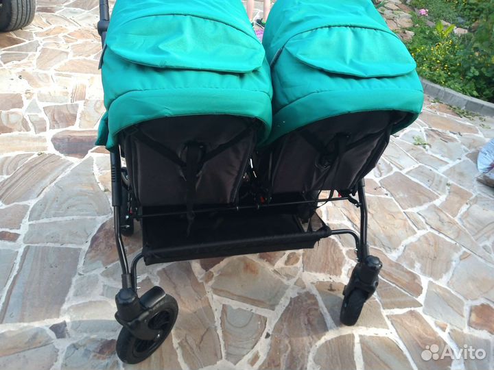 Коляска для двойни Riko Saxo