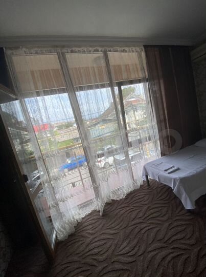 Комната 30 м² в 5-к., 2/3 эт.