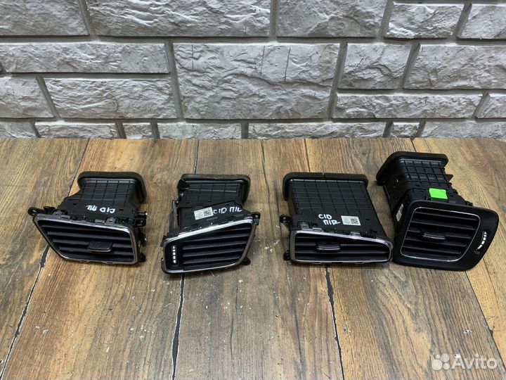 Kia Ceed Дефлектор воздушный левый и правый