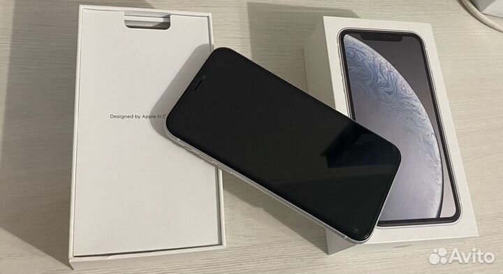 iPhone Xr, 64 ГБ