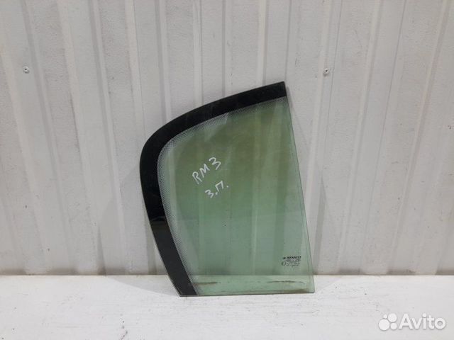 Стекло двери задней правой (форточка) Renault