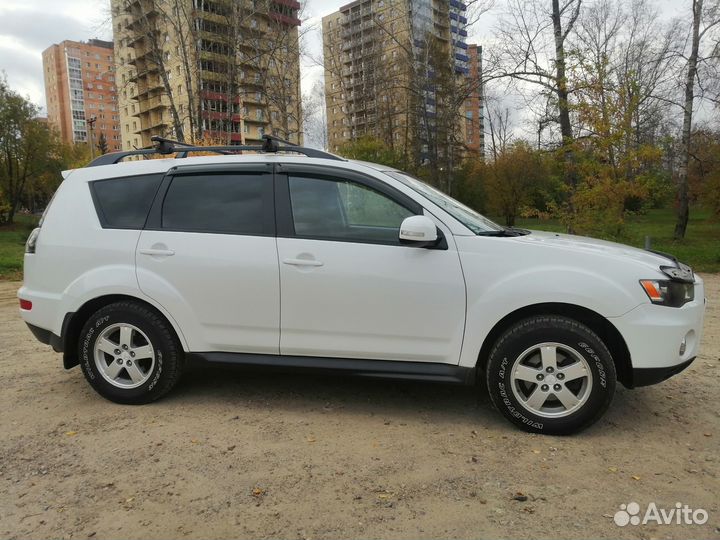 Mitsubishi Outlander 2.0 CVT, 2011, 259 000 км