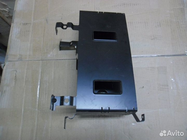 BMW X3 (E83) Кронштейн магнитолы 2003-2010 год