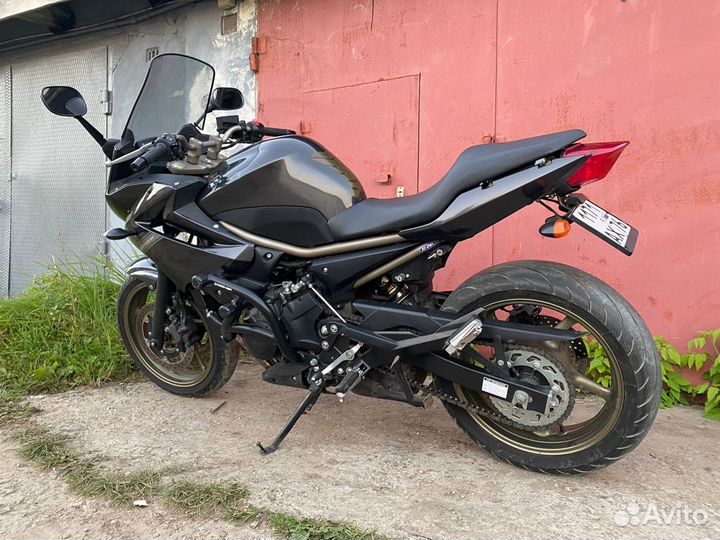 Yamaha XJ6(FZ6R) Diversion