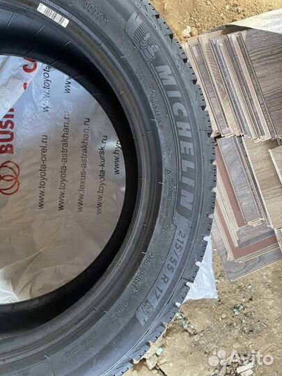 Michelin X-Ice Snow 215/55 R17 98H