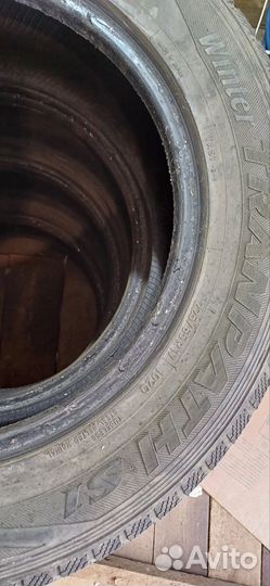 Toyo Winter Tranpath S1 2.25/65 R17