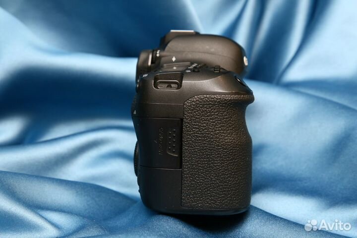 Canon EOS 6D mark II Body(пробег 24000)