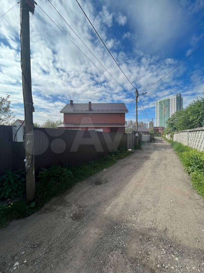 Коттедж 97 м² на участке 4 сот.