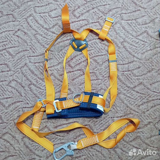 Удерживающая страховочная привязь уп Д