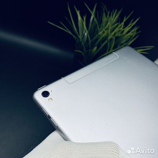 iPad Pro 9.7 2015 LTE (c SIM)