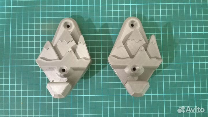 Держатель сноуборда настенный