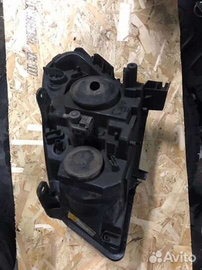 Фара правая Nissan Qashqai J10 MR20 2008