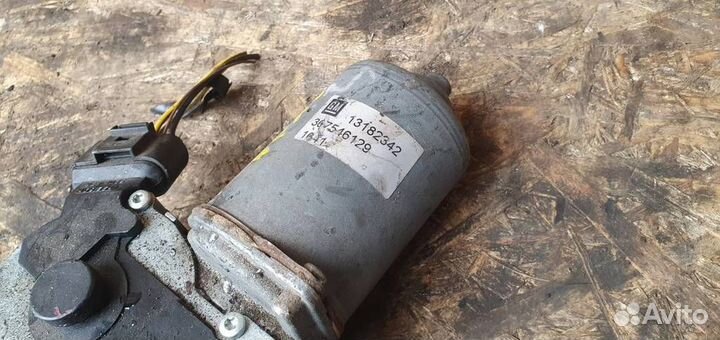 Моторчик стеклоочистителя передний Opel Corsa D 2