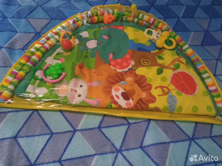 Развивающий коврик