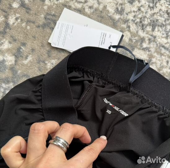 Шорты tommy hilfiger оригинал xs