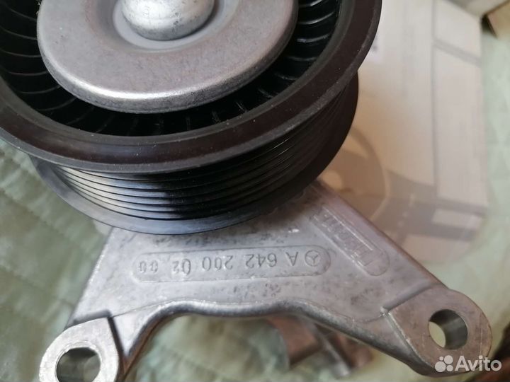 Ролик обводной Mercedes А 642 200 02 00