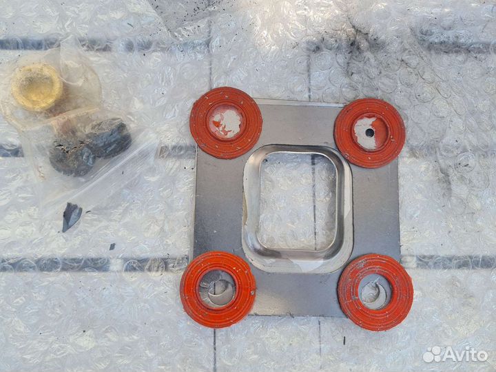 Mercruiser выпускной колено