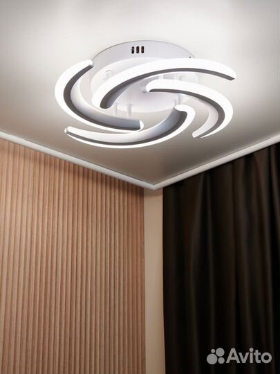 Люстра светодиодная потолочная 5 ламп