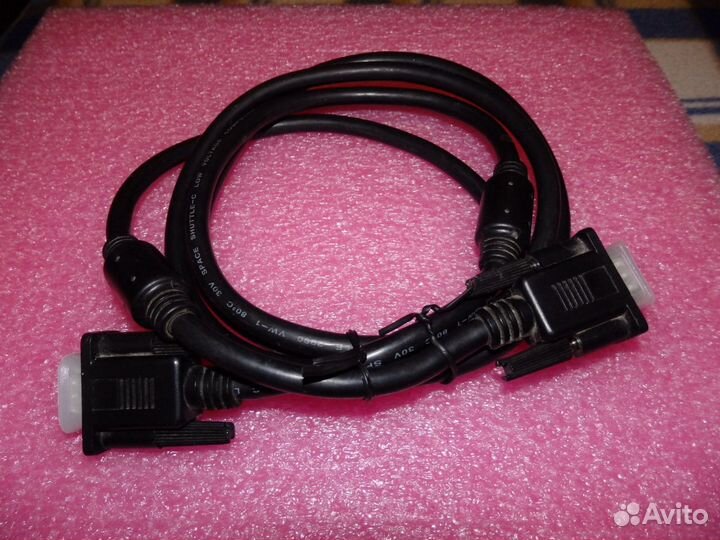 Кабель VGA и DVI