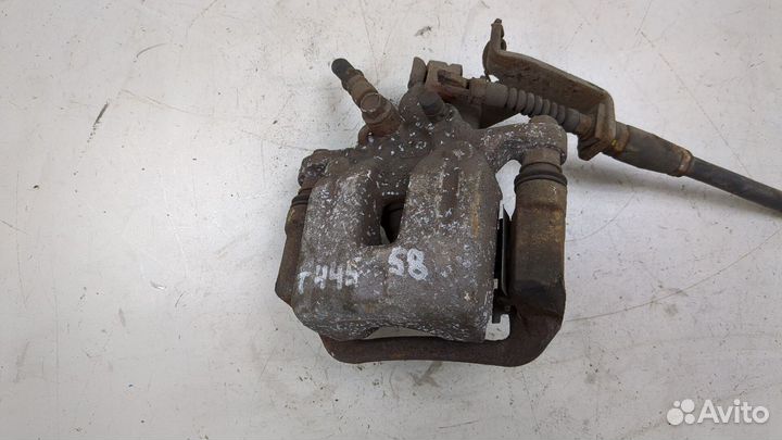 Суппорт Hyundai i30, 2013