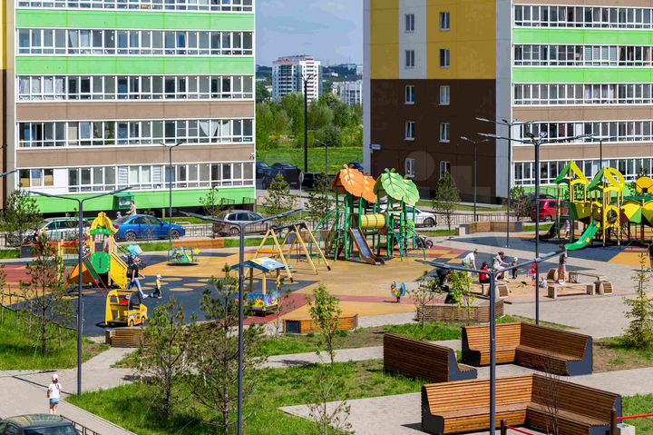 2-к. квартира, 69 м², 1/17 эт.