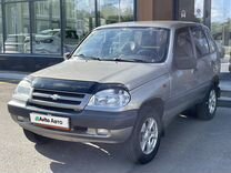 Chevrolet Niva 1.7 MT, 2008, 245 000 км, с пробегом, цена 390 000 руб.